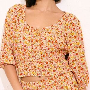 NEW COCO&SHAY Vibrant Floral Women's Blouse 100% RAYON SIZE XL.